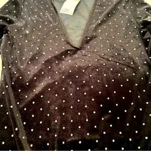 NWT V-Neck Long Sleeve Bodysuit thumbnail 8