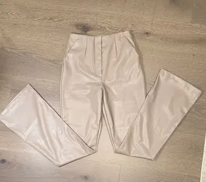 Abercrombie&Fitch Vegan Leather Elegant Tan Women's Pants size 24L/00 Curve Love thumbnail 1