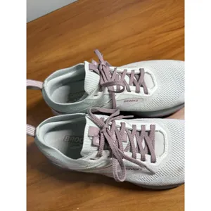 Brooks Women's Ricochet‎ 8 White/Mauve Running Sneakers Size 9.5 Gym Workout thumbnail 9