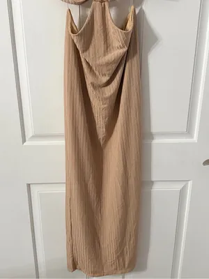 Blanc Backless Beige Tie-Front Midi Dress with Cutout Detail thumbnail 2