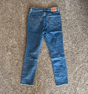 Levi's 721 High Rise Skinny Jeans thumbnail 6