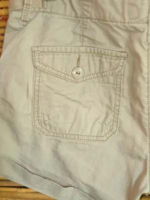 Old Navy 6 32 Khaki Cargo Safari Short Shorts thumbnail 3