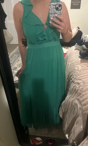 Boutique Green Formal Dress thumbnail 3