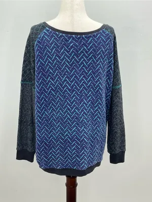 BKE Lounge Women's Blue Chevron Long Sleeve Scoop Neck Sweater Size Large thumbnail 5