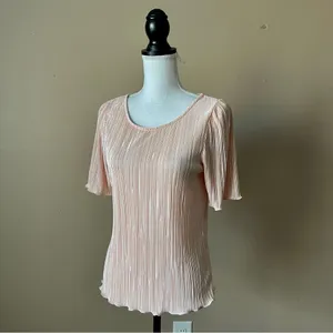 ANN TAYLOR | Baby Pink Crinkle Lettuce Hem Satin Blouse Sz M thumbnail 5