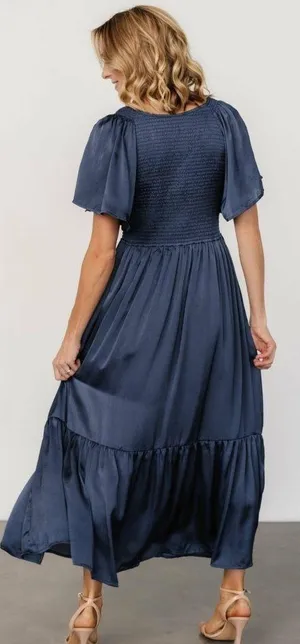 Baltic Born Lovell Smocked Midi Dress Short Sleeve New Without Tags thumbnail 2