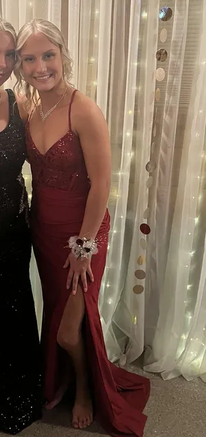 Windsor Dress Prom Red Long thumbnail 2