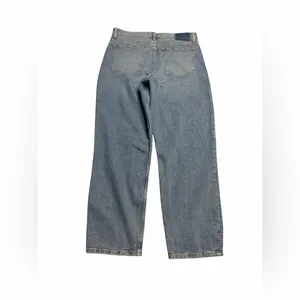 ✨👖 Abercrombie & Fitch Mom High Rise‎ Straight Jeans Size 29 / 8 👖✨ thumbnail 2