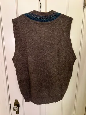 vintage wool sweatervest Size L thumbnail 3