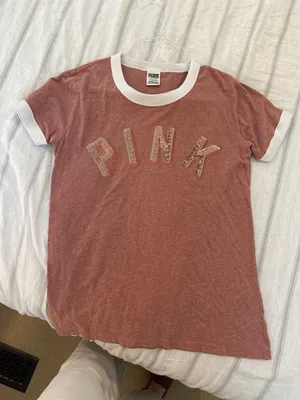Victoria’s Secret PINK T-shirt thumbnail 1