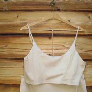 NWT Superdown Madalyn Skirt Set in Nude XL thumbnail 5