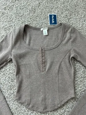 Going out top Gray thumbnail 2