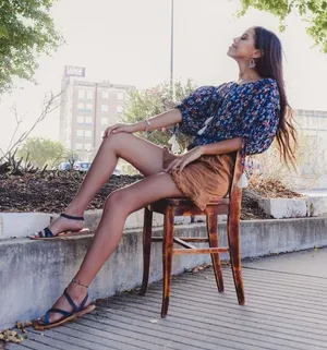 POLWoven print top.Round neck, 1/2 sleeve,front neck tie closurew/tassels,sizeL‎ thumbnail 1