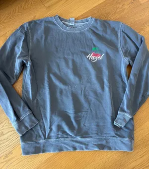 Hazel Boutique Gray Crewneck Cherry Sweatshirt Womens Medium thumbnail 1