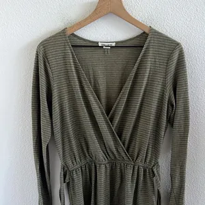 Billabong Faux Wrap Romper Green Stripe Tie Waist Boho Long Sleeve Tie Medium thumbnail 4