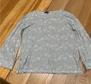 Lucky Brand Womens Grey White‎ Striped Floral Eyelet Long Sleeve Knit Top Small thumbnail 1
