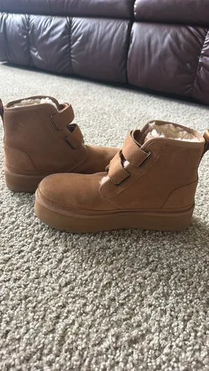 UGG Boots thumbnail 5