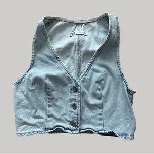 Zara Jean Denim Vneck Crop Top thumbnail 1