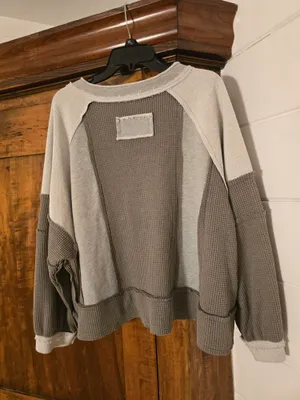 POL Two-Tone Grey Waffle-Knit Patchwork Pullover thumbnail 2