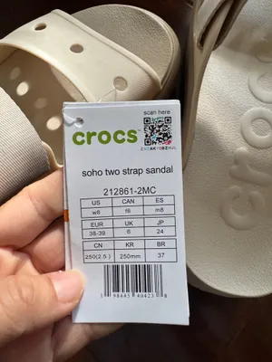 Crocs Women’s Sandals size 8 thumbnail 2
