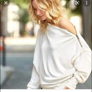 Free People top with zipper thumbnail 3