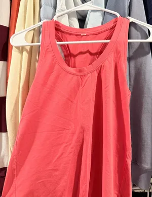 lululemon tank thumbnail 1