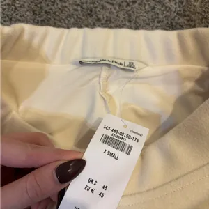 Abercrombie Fleece Cargo Skirt thumbnail 2