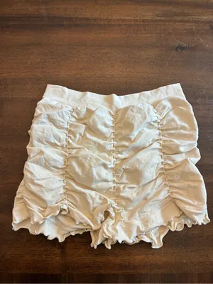 Free People Intimate Ruched Seamless Ruffle Shorts Medium Large Cream thumbnail 3