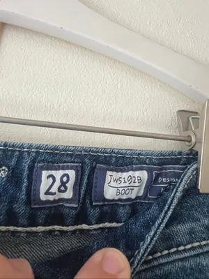 Miss Me Woman’s Jeans Size 28 Bootcut -See Fix By Zipper thumbnail 8