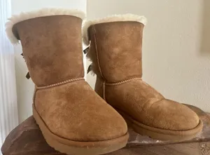 UGG Boots thumbnail 1