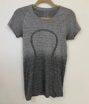Lululemon Gray Short Sleeve Women's Top Size 8 thumbnail 1