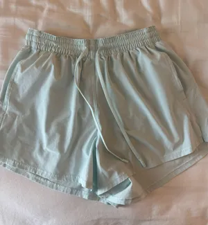 Lululemon Shorts thumbnail 1