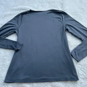 Nike Womens Dri-Fit Long Sleeve Sz XL Grey Running Athleisure Luxe Preppy Sports thumbnail 3