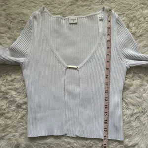 Top Slim Bar Closure Open Cardigan Ribbed White XS NWT New thumbnail 10