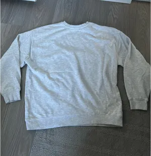 Garage Crewneck thumbnail 2