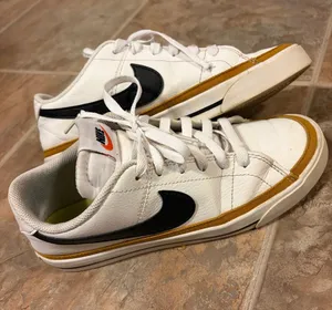 Nike Womens Court Legacy Next Nature White Casual Shoes Sneakers 7.5 thumbnail 1