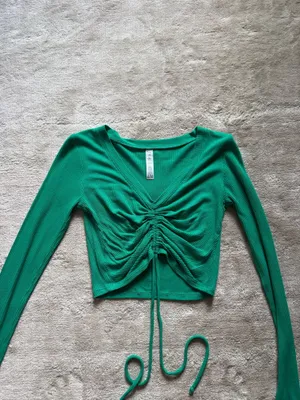 Alo Yoga Shirt thumbnail 2