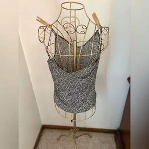 Abercrombie & Fitch Double V Spot Print Tank Top Size Small thumbnail 10