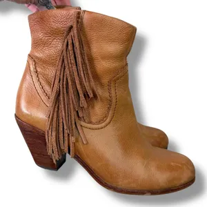 Sam Edelman Louie Camel Brown Tassels Leather Booties Western Ankle Boot Size 8 thumbnail 1