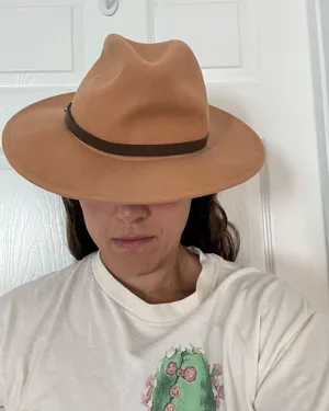 Free People Hat thumbnail 1