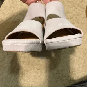 Free People Love‎ is Everywhere suede leather ivory block heel sandals 37.5 cre thumbnail 14