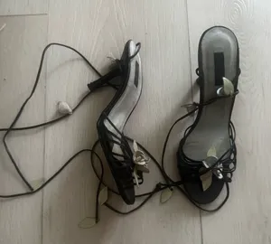 NYLA strappy tie up sandals Black Size 8 thumbnail 1