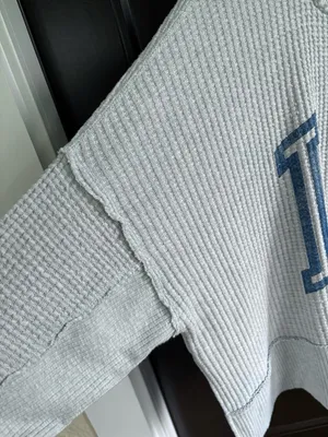 Like New Aerie Big Hug Waffle Knit L.A. Graphic Top Grey Oversized Small thumbnail 3