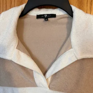 7 for all Mankind Terry cloth cropped collared shirt - size medium thumbnail 2