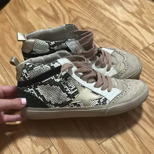 Snake Print High-Top Sneakers with Star Detail thumbnail 1