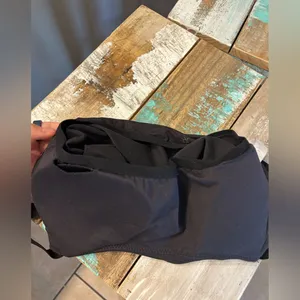 Offline By Aerie The Hugger longline Sports Bra thumbnail 7
