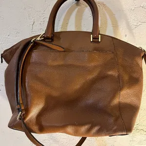 Michael Kors all leather purse with crossbody strap- brown. thumbnail 2
