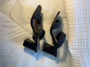 DV by Dolce Vita Black Braided Slide Heels Size 7.5 thumbnail 4