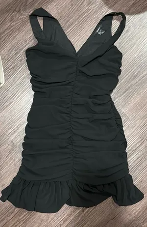 Forever 21 Scrunch dress mini black thumbnail 1