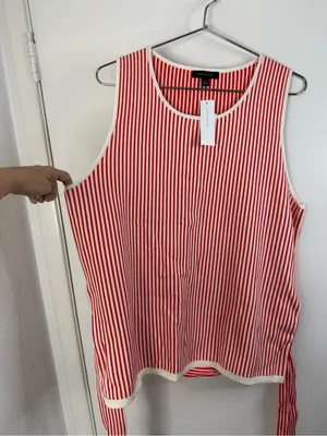 And Taylor NWT red, vertical striped sleeveless, belted knit top XL thumbnail 3